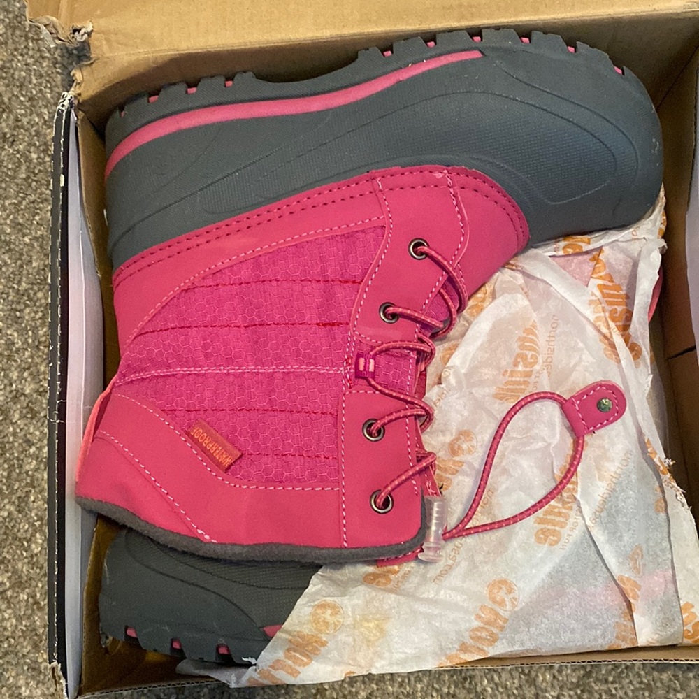 Pink snow boots